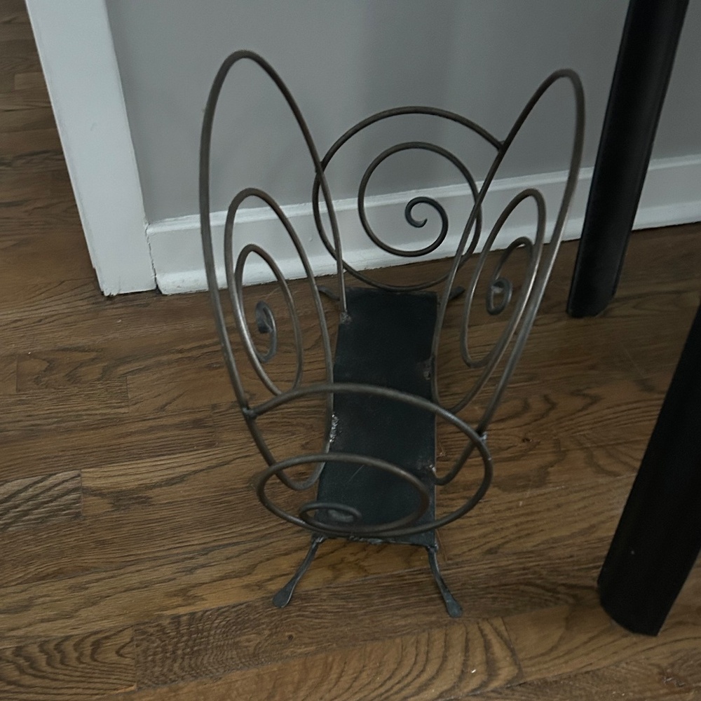 Magazine Rack